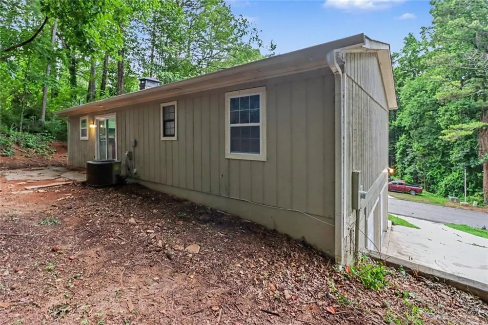 5487 Hall Circle Union City, GA 30291