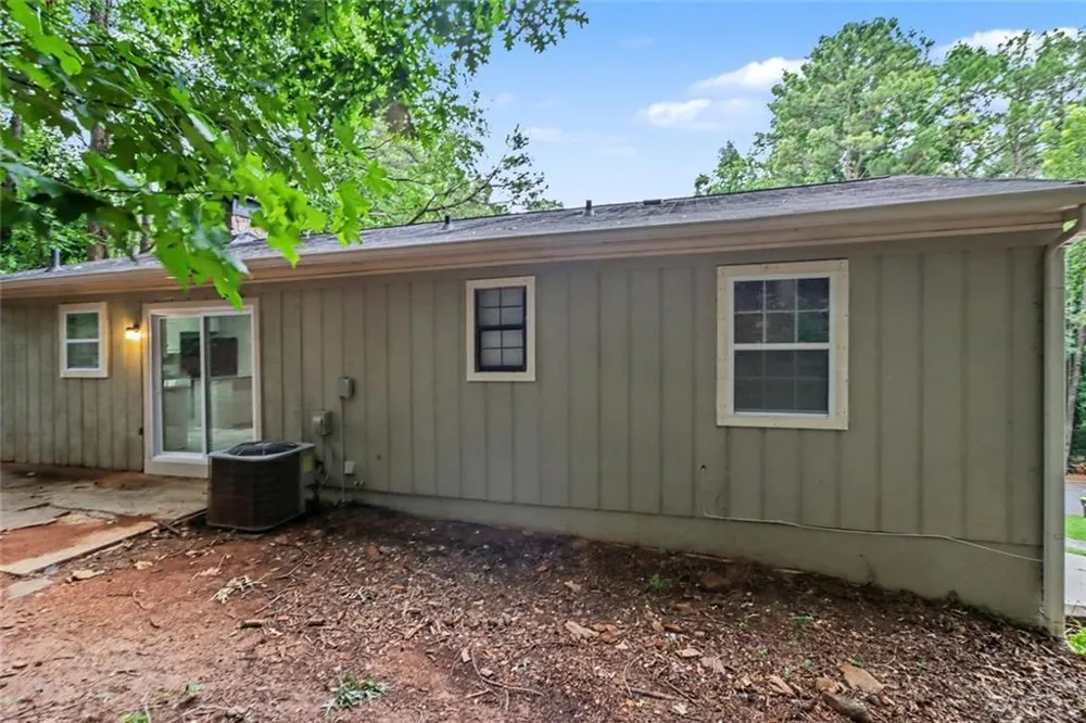 5487 Hall Circle Union City, GA 30291