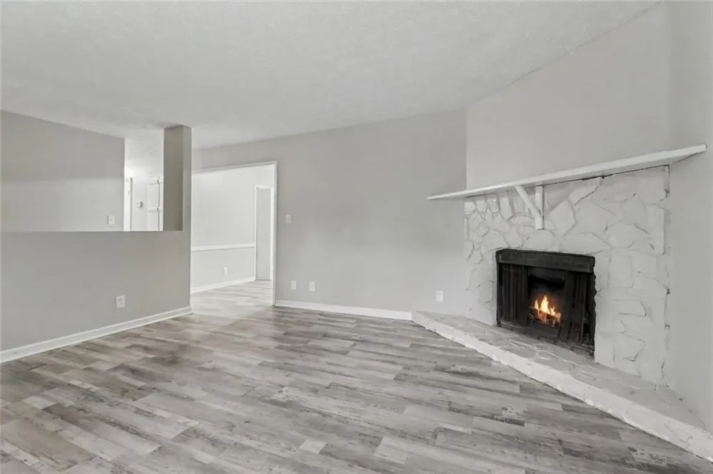 5487 Hall Circle Union City, GA 30291