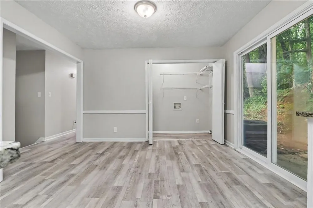 5487 Hall Circle Union City, GA 30291