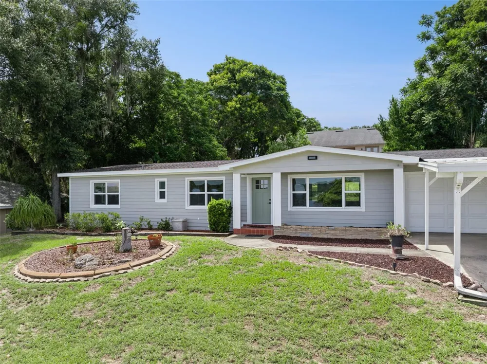 1024 SUNSET DRIVE Lake Wales, FL 33853