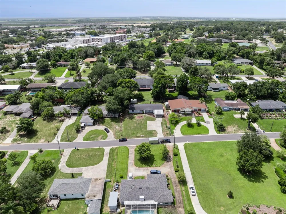 1024 SUNSET DRIVE Lake Wales, FL 33853