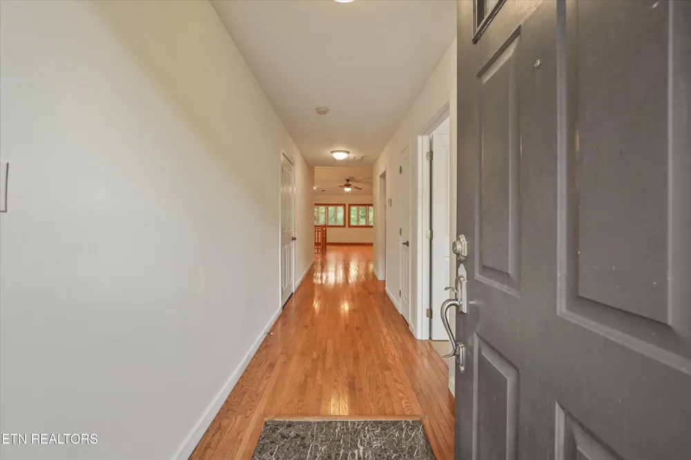 3254 Mountain Spring Way Knoxville, TN 37917