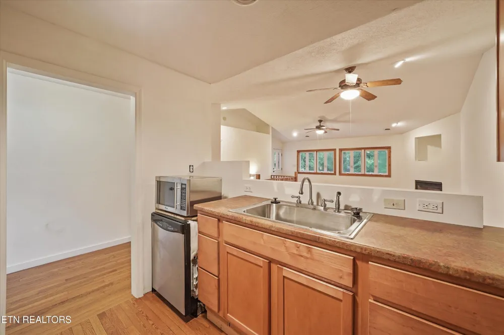 3254 Mountain Spring Way Knoxville, TN 37917