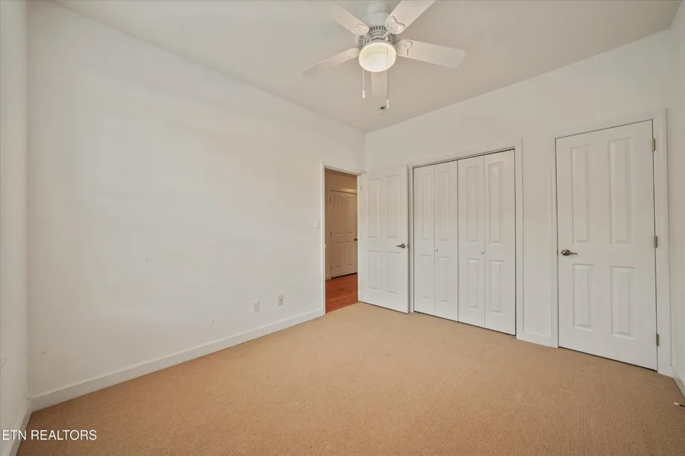 3254 Mountain Spring Way Knoxville, TN 37917