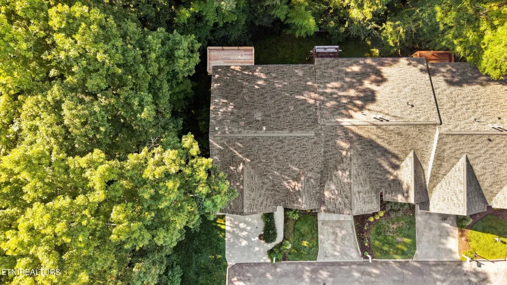 3254 Mountain Spring Way Knoxville, TN 37917