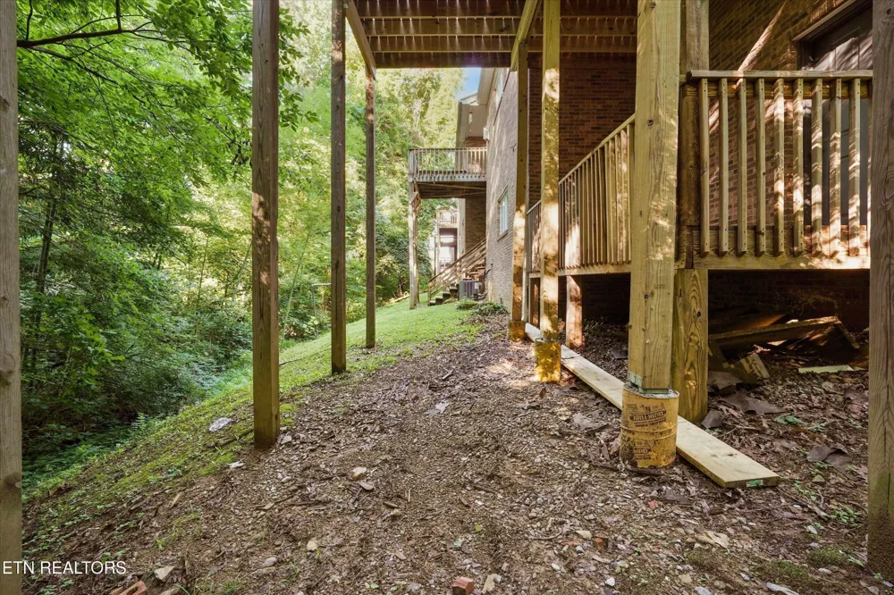 3254 Mountain Spring Way Knoxville, TN 37917