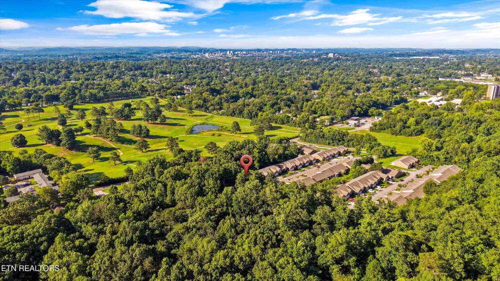 3254 Mountain Spring Way Knoxville, TN 37917