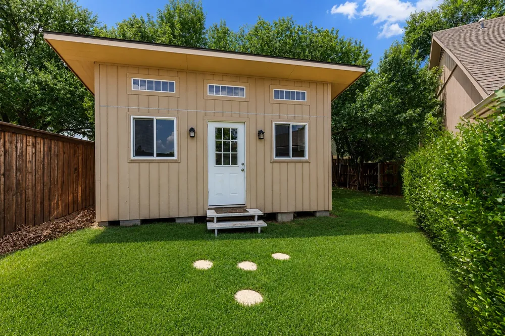 1433 Lincoln Place Carrollton, TX 75006