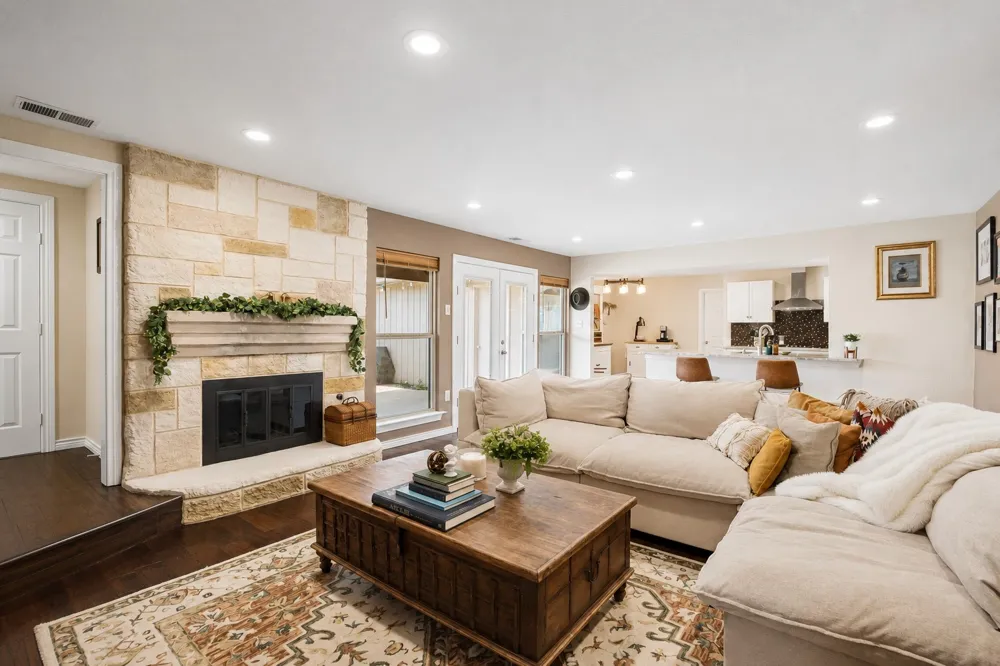 1433 Lincoln Place Carrollton, TX 75006