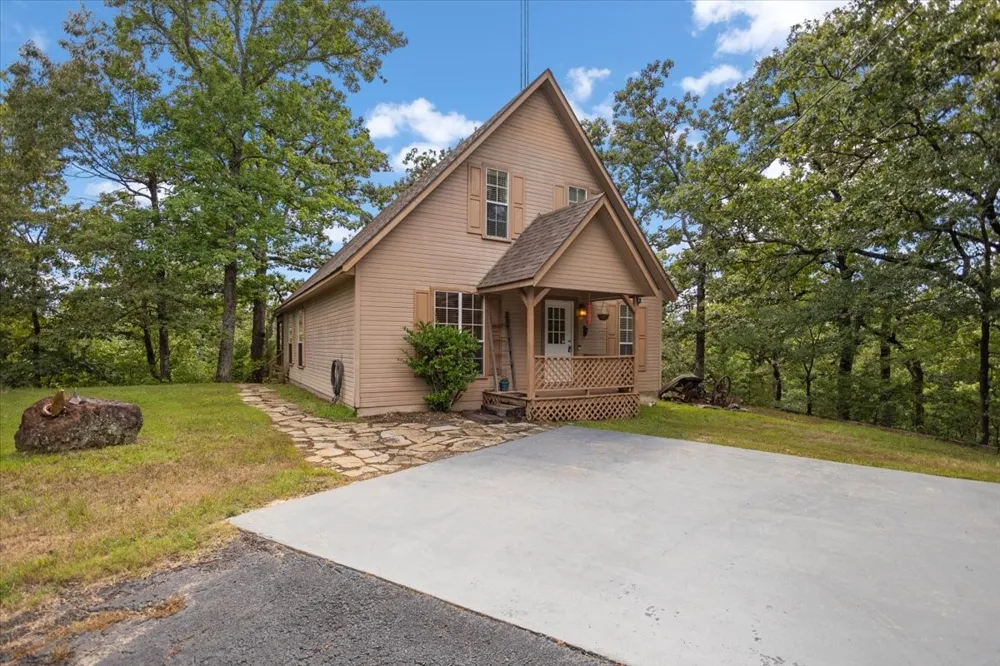 1522 Fm 17 Grand Saline, TX 75140