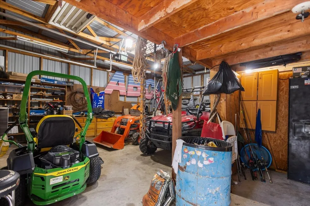 1522 Fm 17 Grand Saline, TX 75140