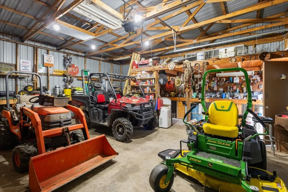 1522 Fm 17 Grand Saline, TX 75140