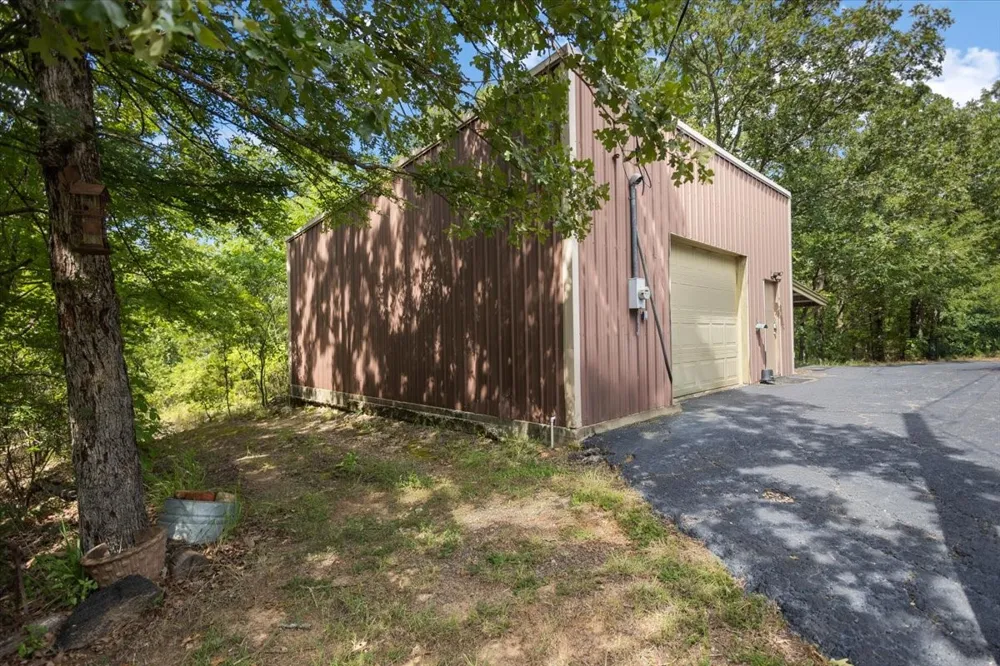 1522 Fm 17 Grand Saline, TX 75140