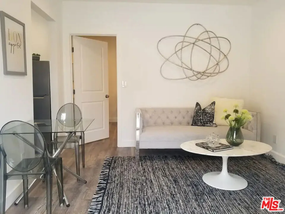 335 E 65th Street #337 1/2 Los Angeles, CA 90003