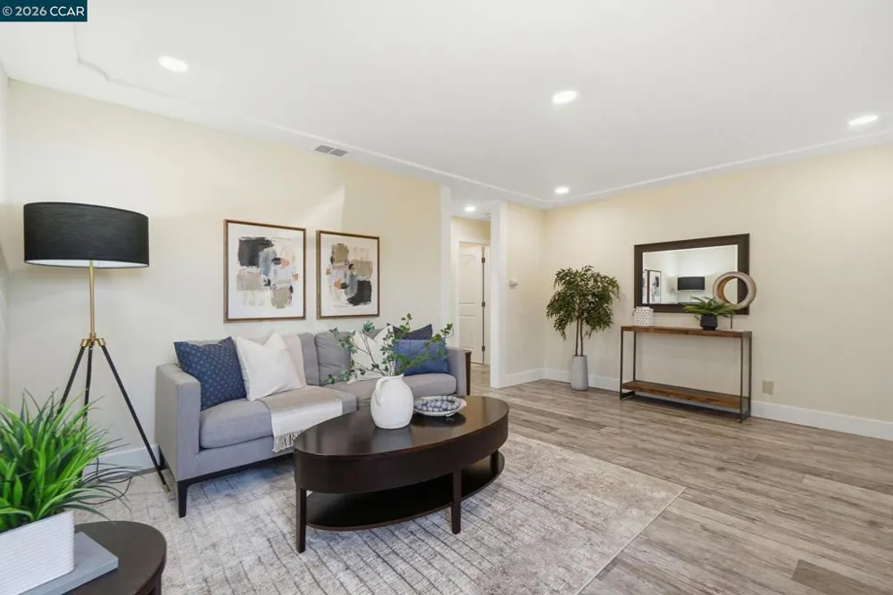 2880 Mount Diablo St Concord, CA 94518