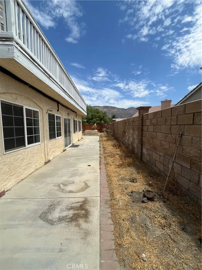 867 Billows Court San Jacinto, CA 92582