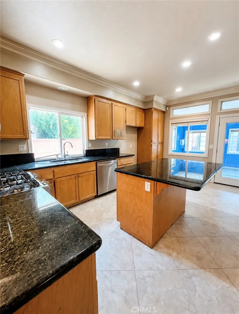 867 Billows Court San Jacinto, CA 92582
