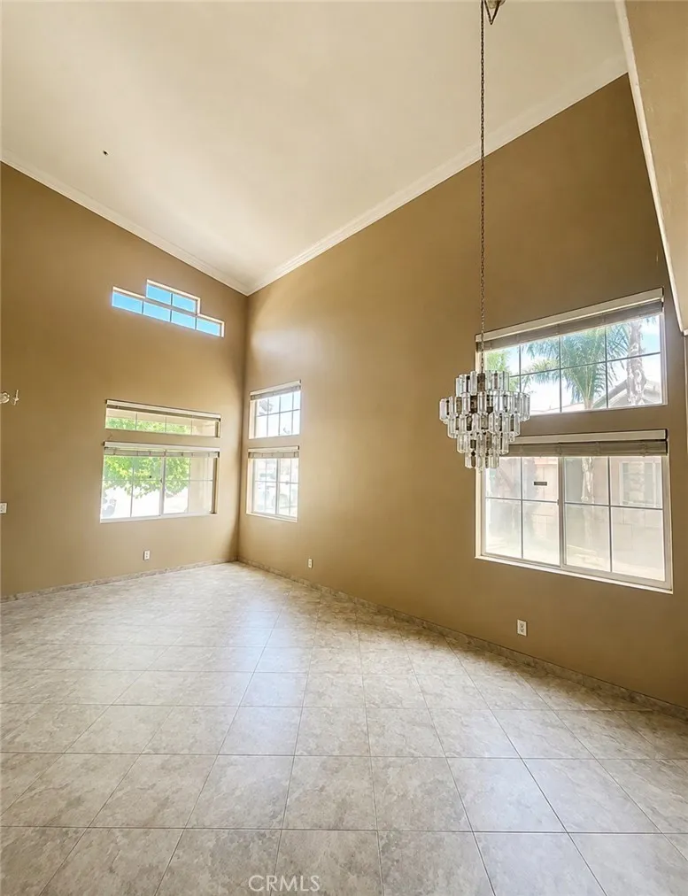 867 Billows Court San Jacinto, CA 92582
