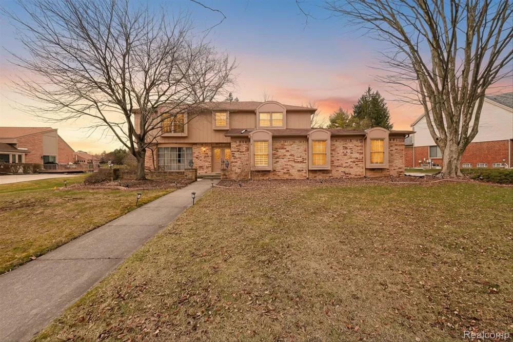 29801 Deer Run Farmington Hills City, MI 48331