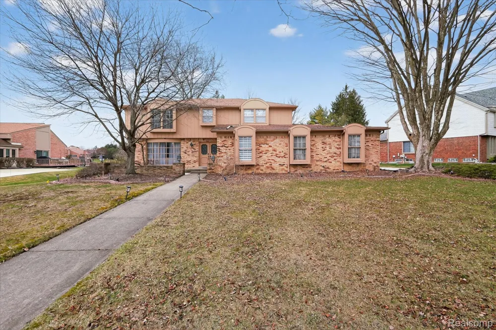 29801 Deer Run Farmington Hills City, MI 48331