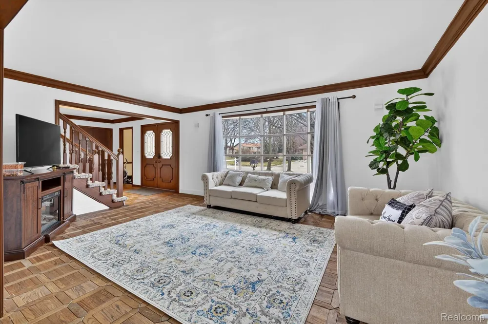 29801 Deer Run Farmington Hills City, MI 48331