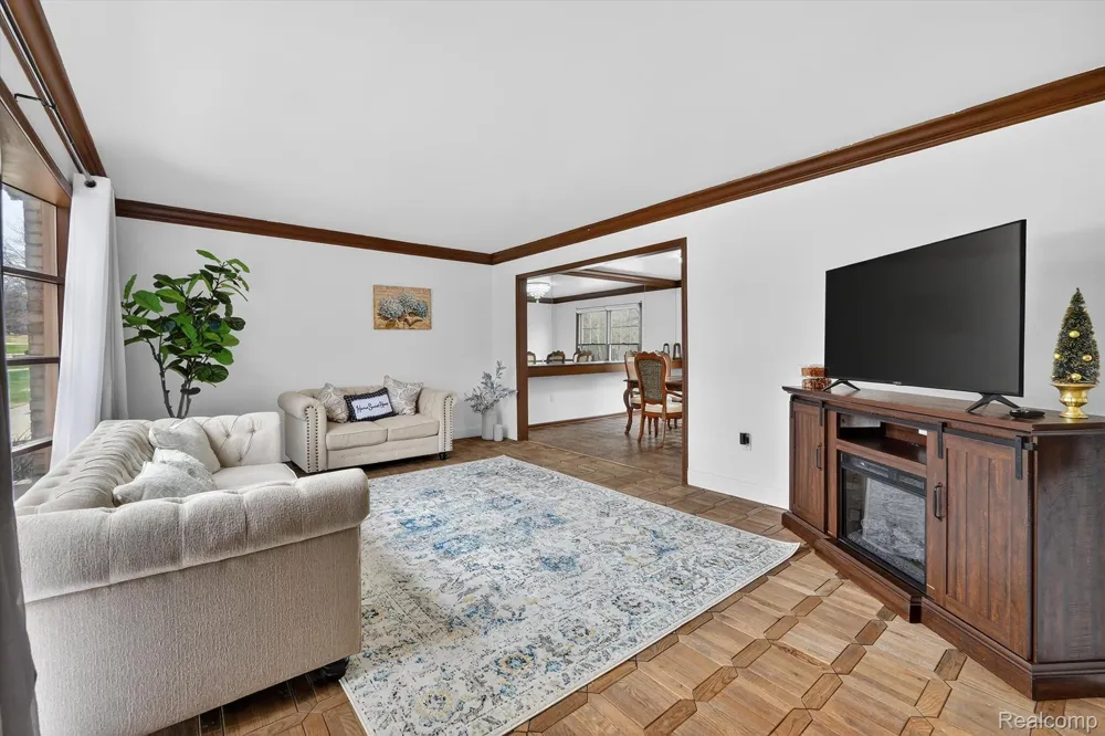 29801 Deer Run Farmington Hills City, MI 48331