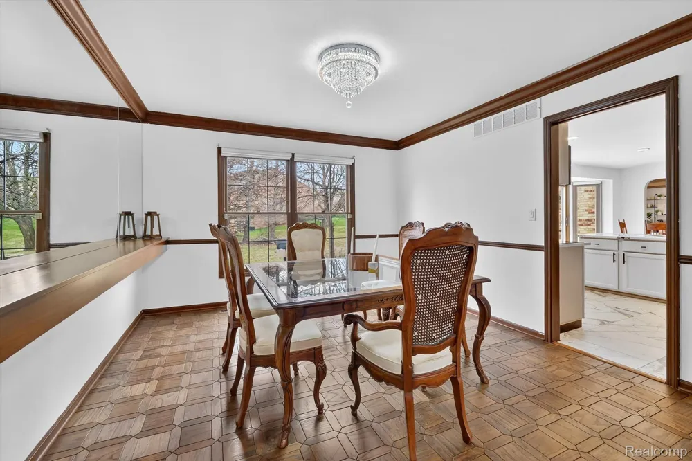 29801 Deer Run Farmington Hills City, MI 48331