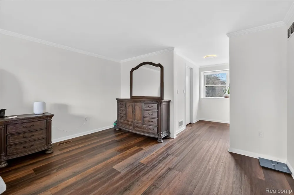 29801 Deer Run Farmington Hills City, MI 48331