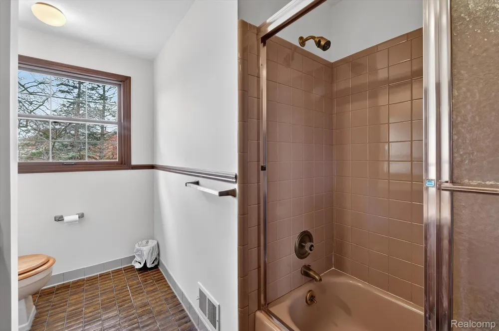 29801 Deer Run Farmington Hills City, MI 48331