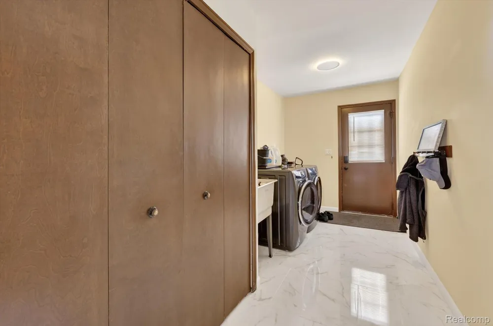 29801 Deer Run Farmington Hills City, MI 48331