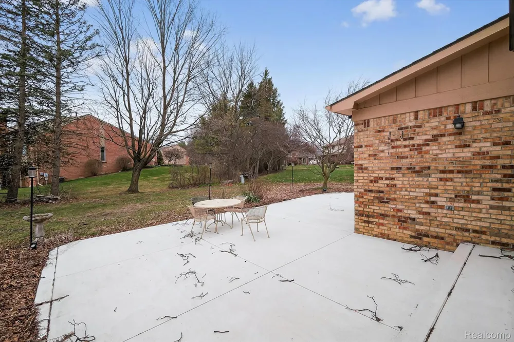 29801 Deer Run Farmington Hills City, MI 48331