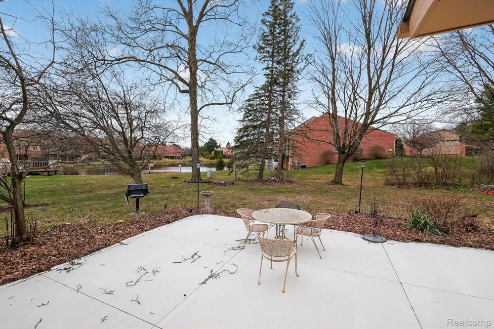 29801 Deer Run Farmington Hills City, MI 48331