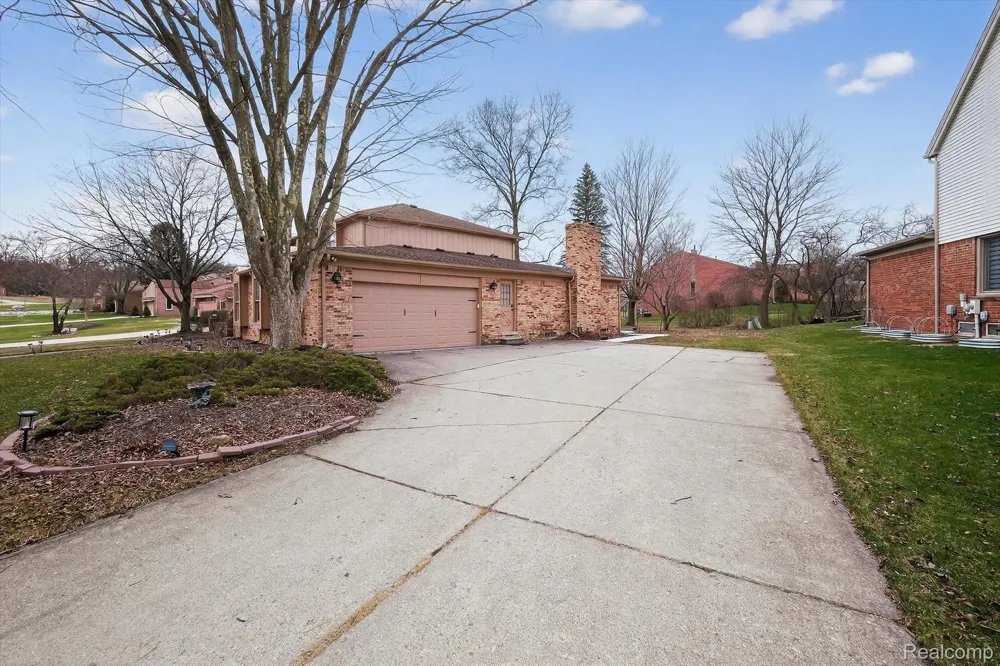 29801 Deer Run Farmington Hills City, MI 48331