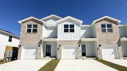2378 Cliff Hollow Circle
