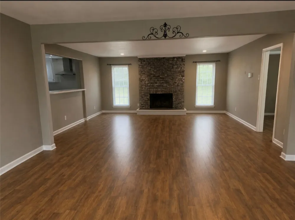 105 S Ringgold Street West Columbia, TX 77486