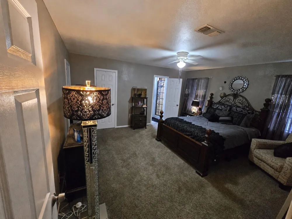 105 S Ringgold Street West Columbia, TX 77486