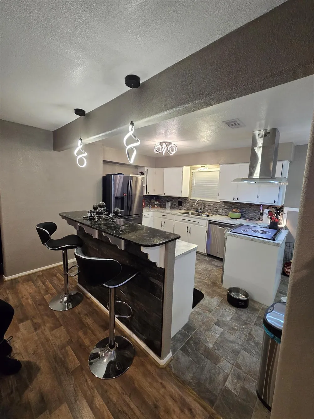 105 S Ringgold Street West Columbia, TX 77486