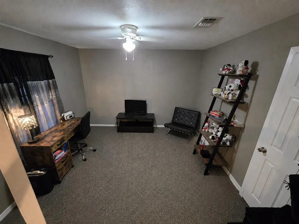 105 S Ringgold Street West Columbia, TX 77486