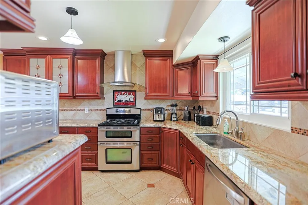 18918 Santa Catherine St Fountain Valley, CA 92708