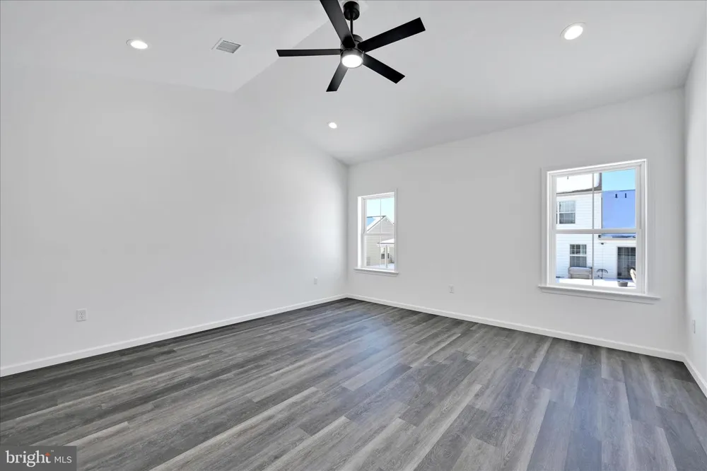 108 HILLARD FIELD Lancaster, PA 17603