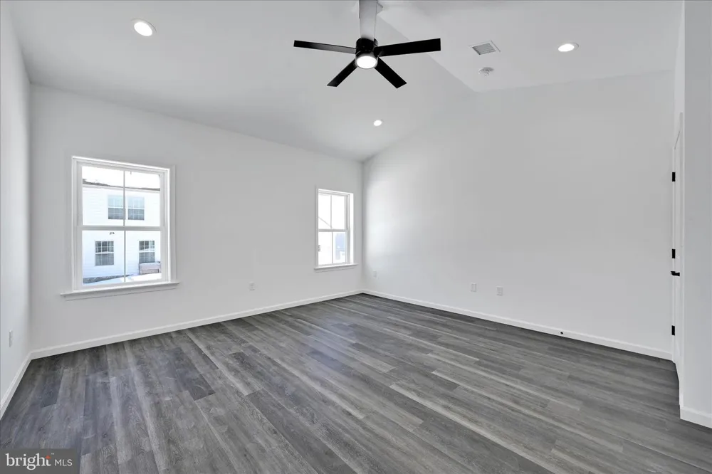 108 HILLARD FIELD Lancaster, PA 17603