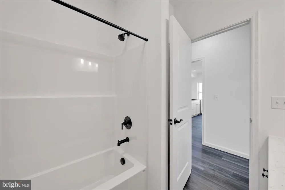 108 HILLARD FIELD Lancaster, PA 17603