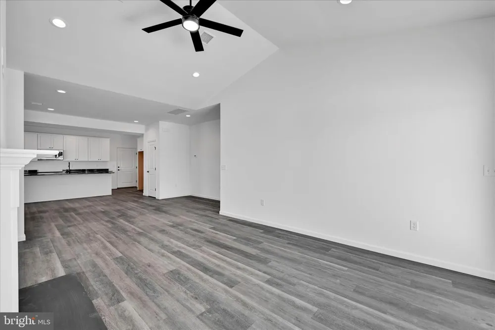 108 HILLARD FIELD Lancaster, PA 17603