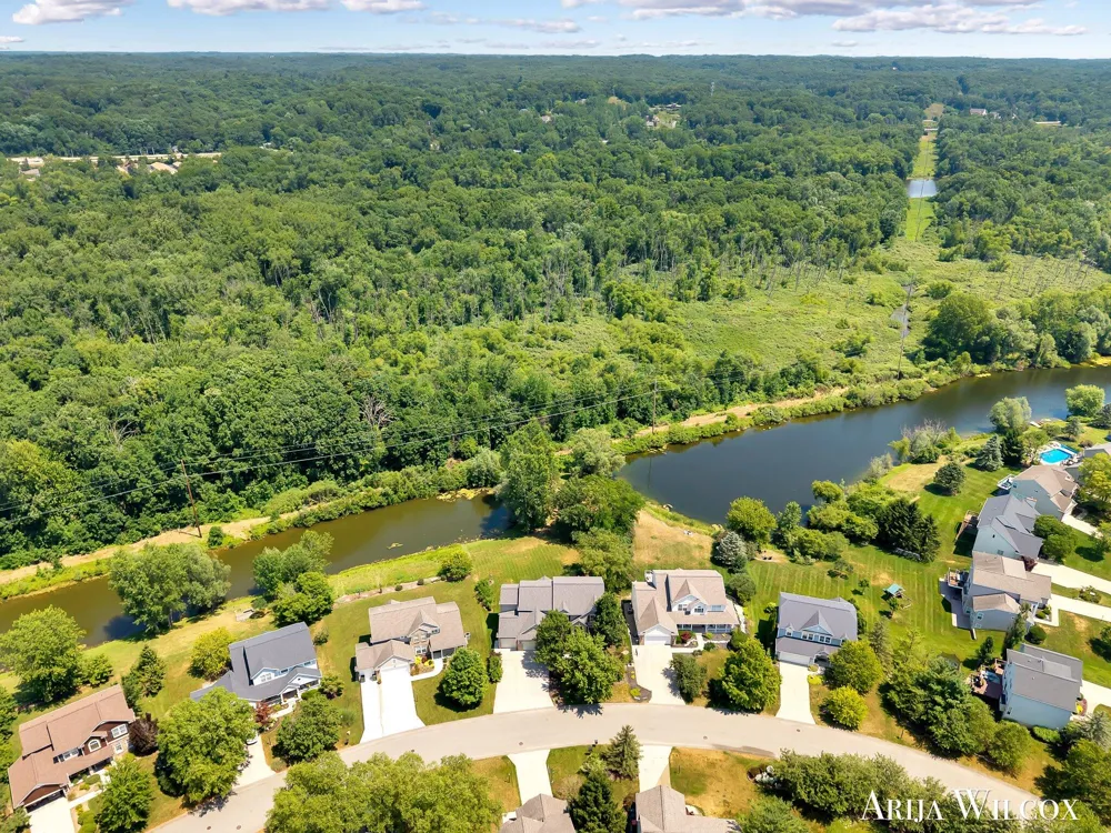 974 Dogwood Meadows Drive SE Ada, MI 49301