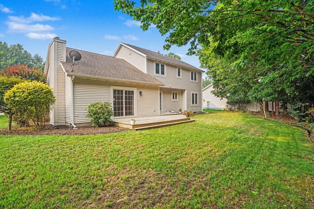 760 Brookridge Drive Norton Shores City, MI 49441