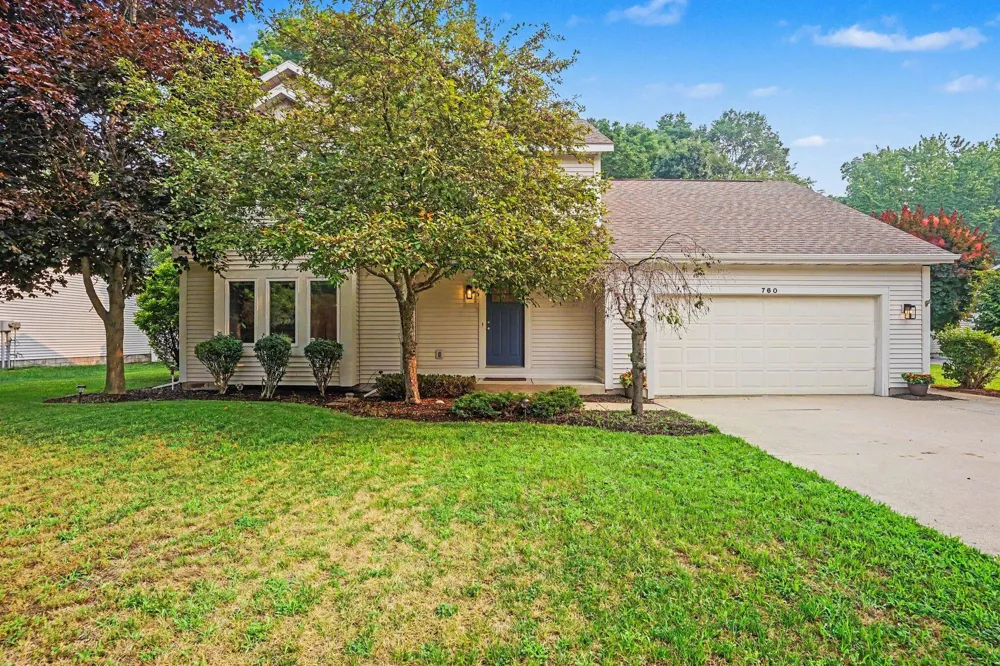 760 Brookridge Drive Norton Shores City, MI 49441