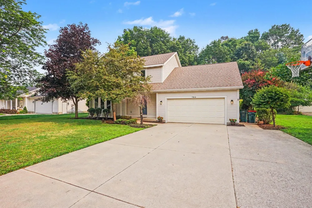 760 Brookridge Drive Norton Shores City, MI 49441