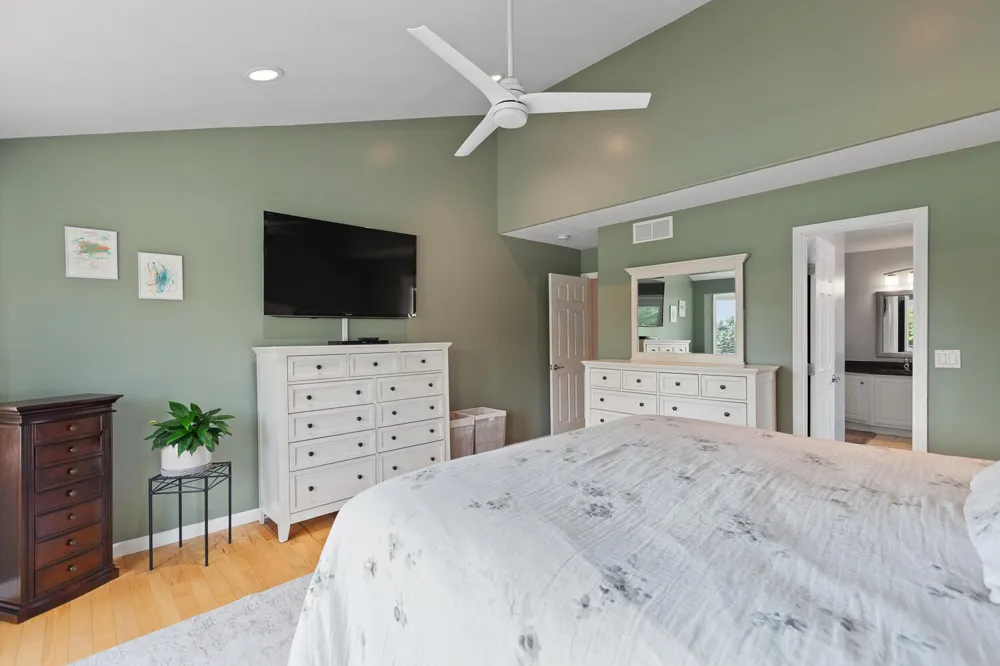 32321 Liparoto Drive Rockwood City, MI 48173
