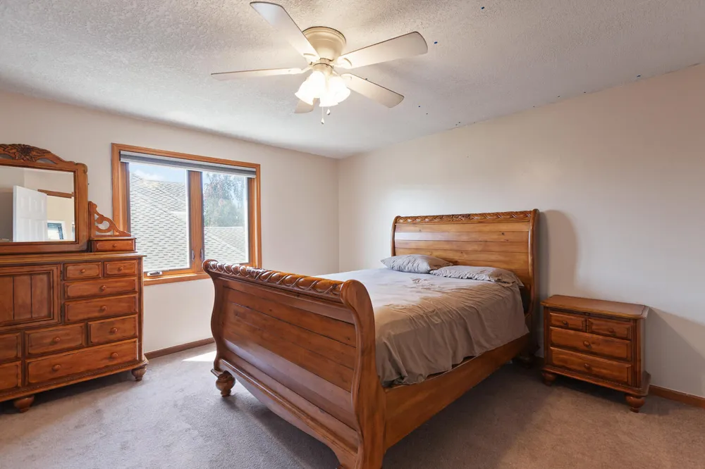 32321 Liparoto Drive Rockwood City, MI 48173